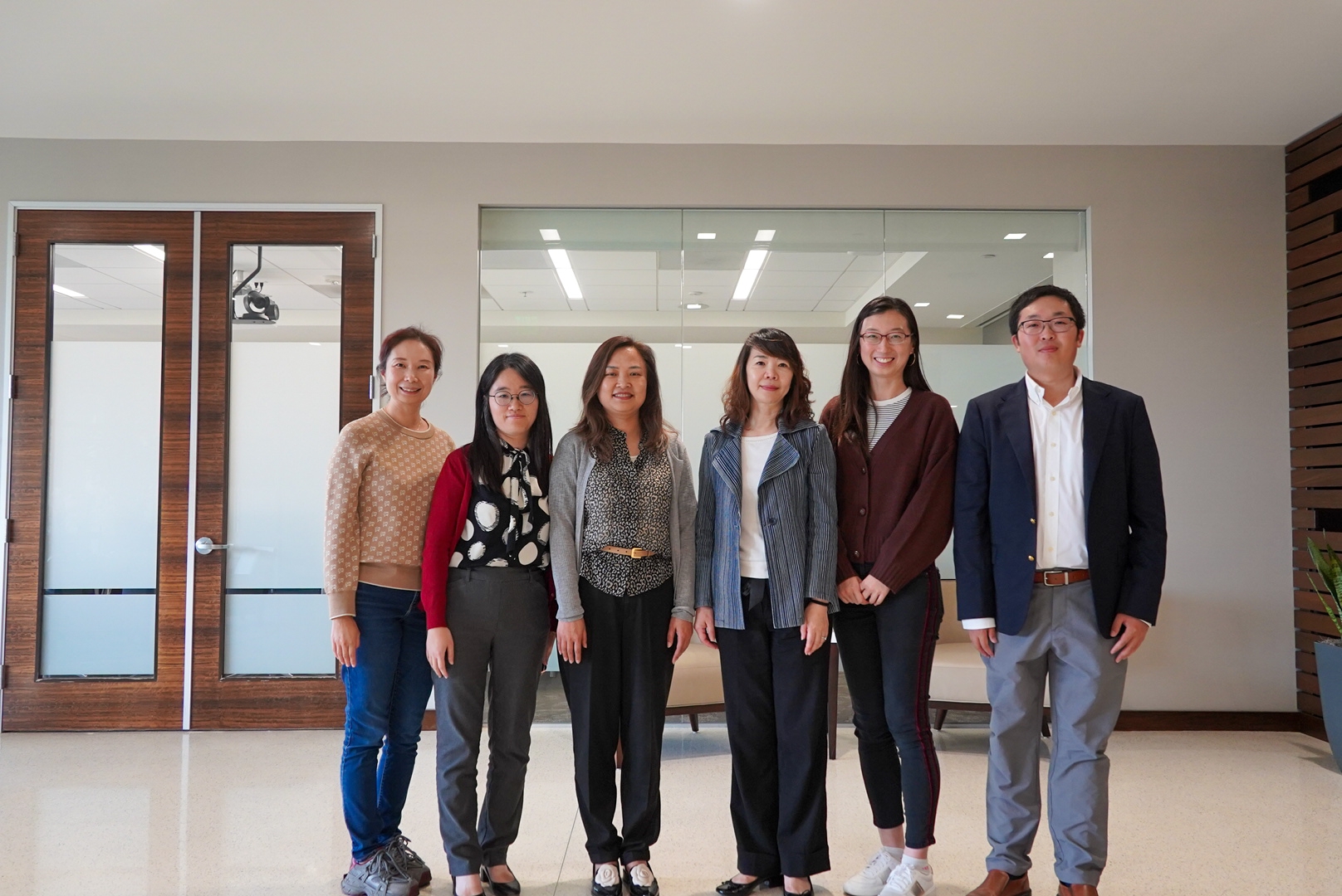 亚太国际仲裁院代表团到访圣地亚哥华人律师协会，就跨境仲裁合作开展深入交流